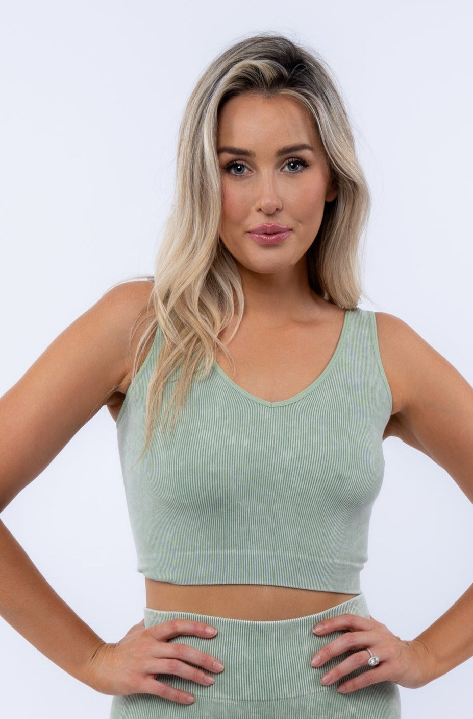 Rib Crop With V-Neck